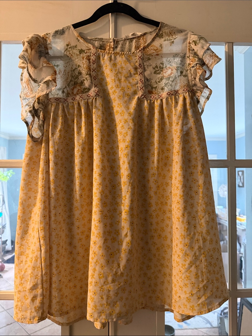 entro Yellow Floral Ruffle Sleeve Blouse